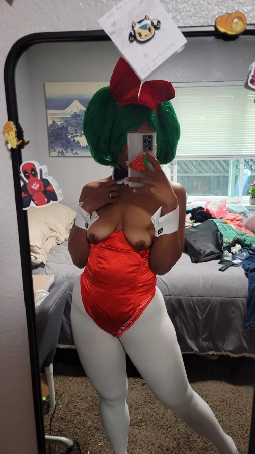 Smaller ones like to hang out too (: