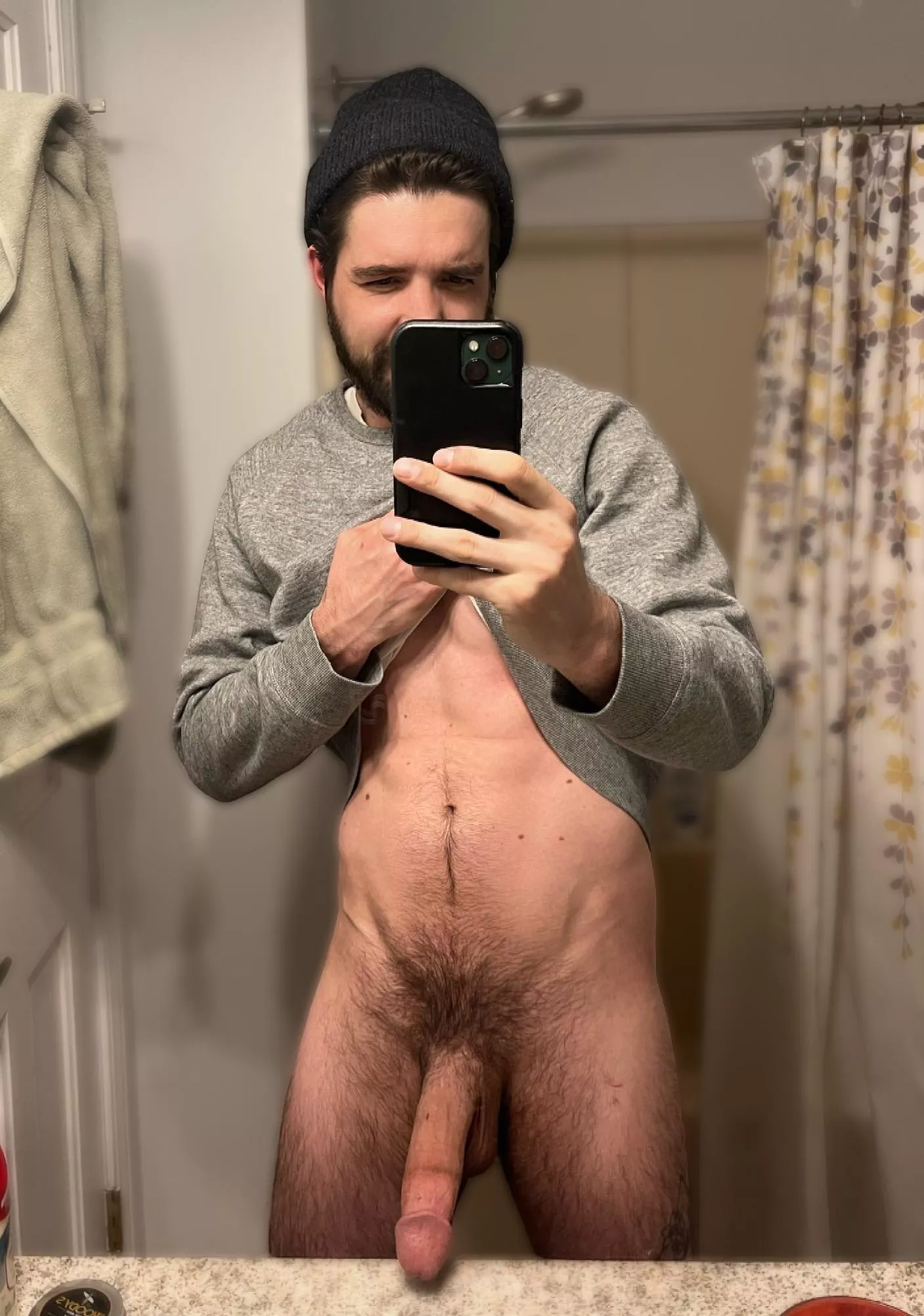 Still a little chilly here 🥶 [35]