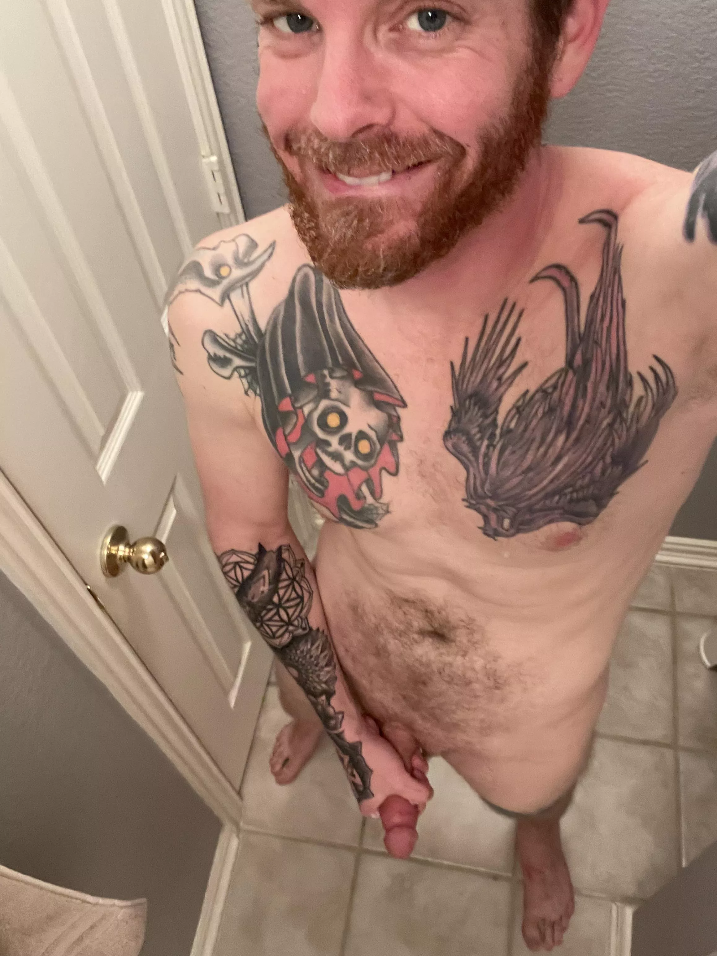 Tattoos make exquisite cumshot targets