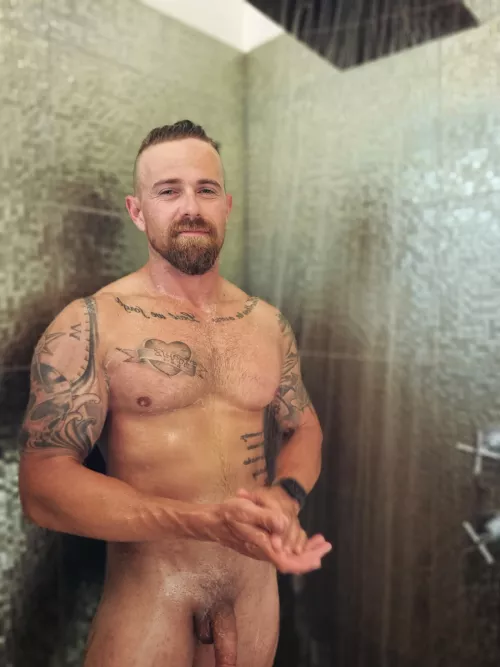 Washing away 2022, fresh start to 2023 🙏🏽Happy New Year everyone 🍻