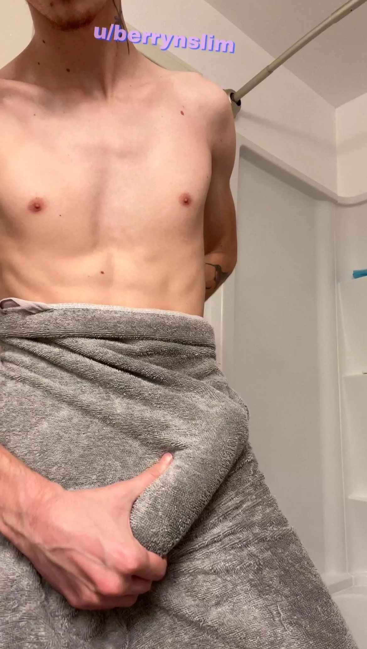 Who wants to join a hung skinny bro for a shower? [21]