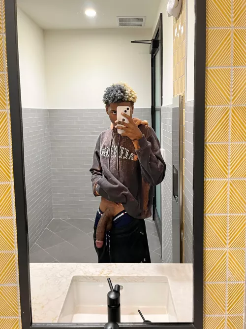 [18] got hard at the movies