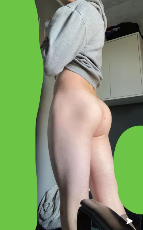 18 slim bubble butt twink