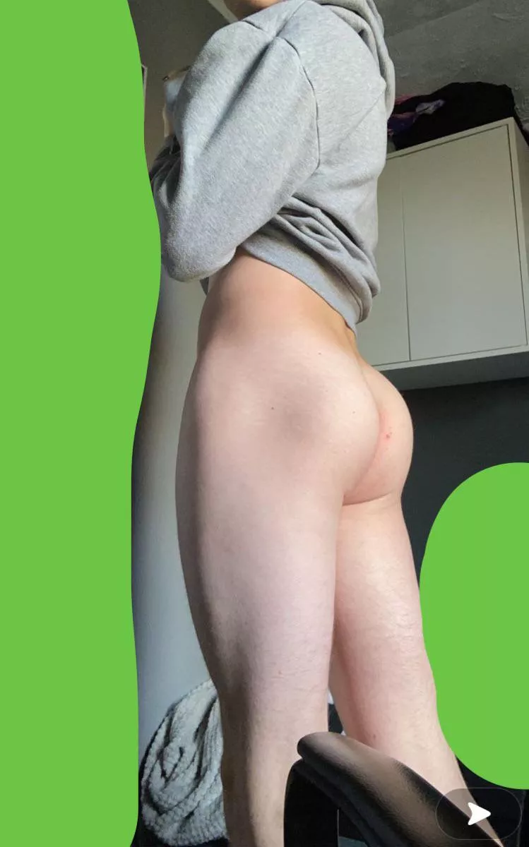 18 slim bubble butt twink