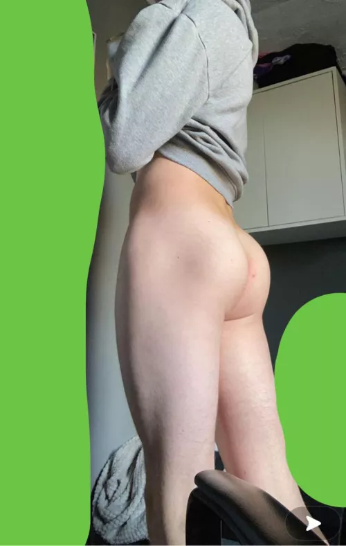 18 slim bubble butt twink