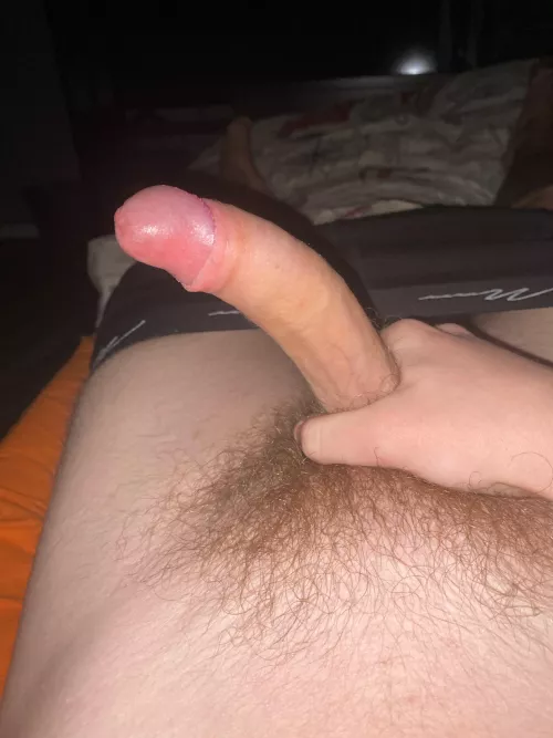 18, South Wales, hmu ;) x