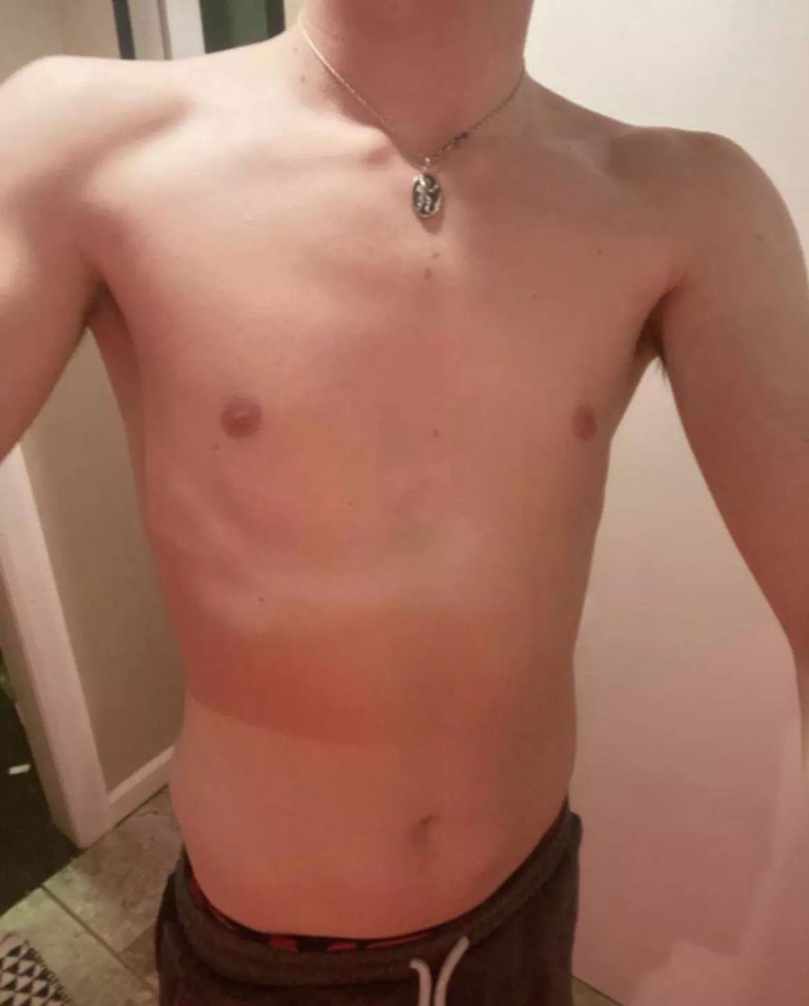 18 usa fit looking for dom guys to edge and control my cock. Verbal+++ HMU with face. snap- Hornybro202