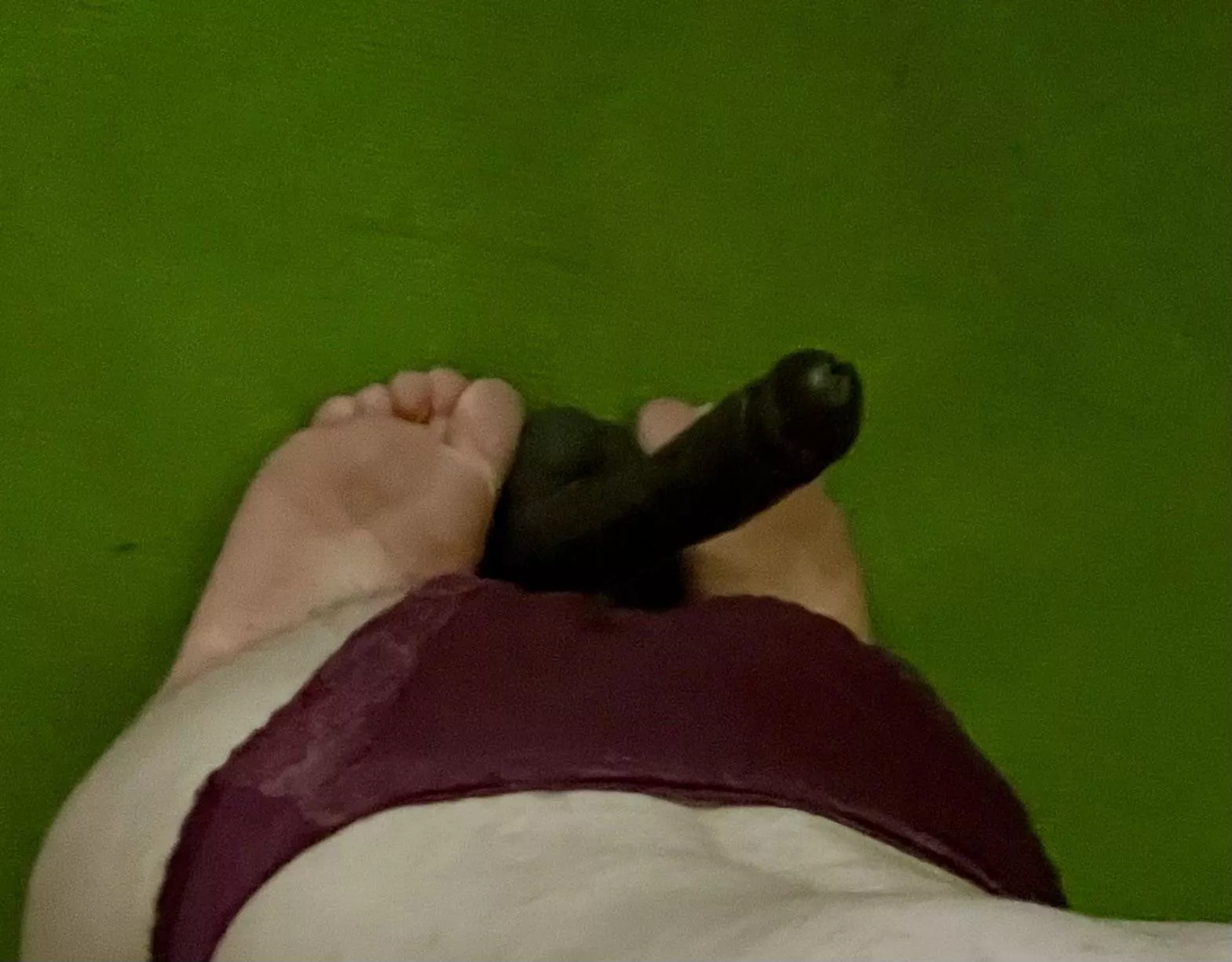 18/Feeling a little naughty;) Dm me