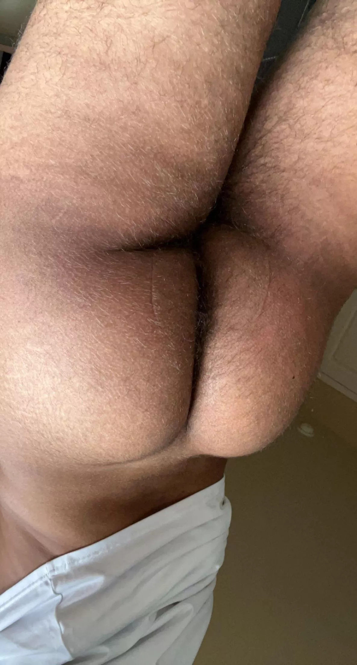 19 I need help to cum with my morning wood