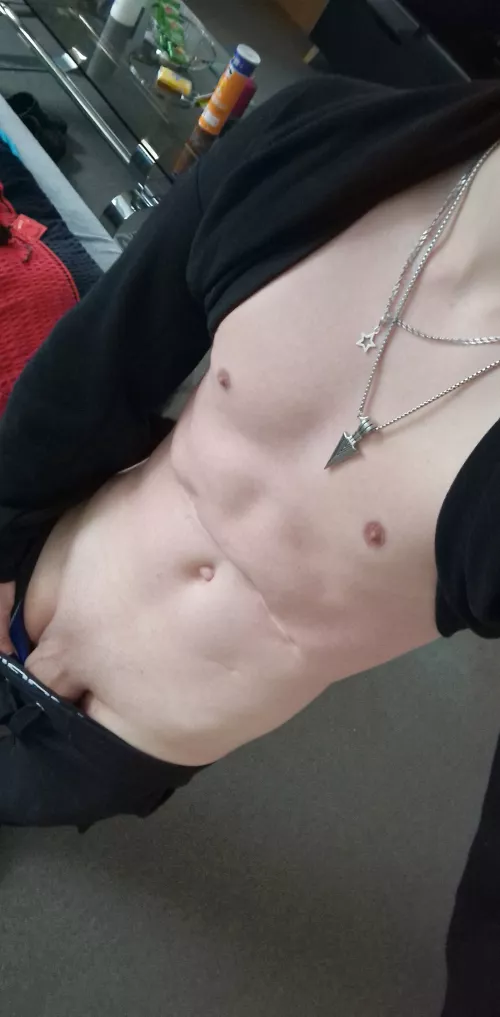 25, dm if slim n shaved