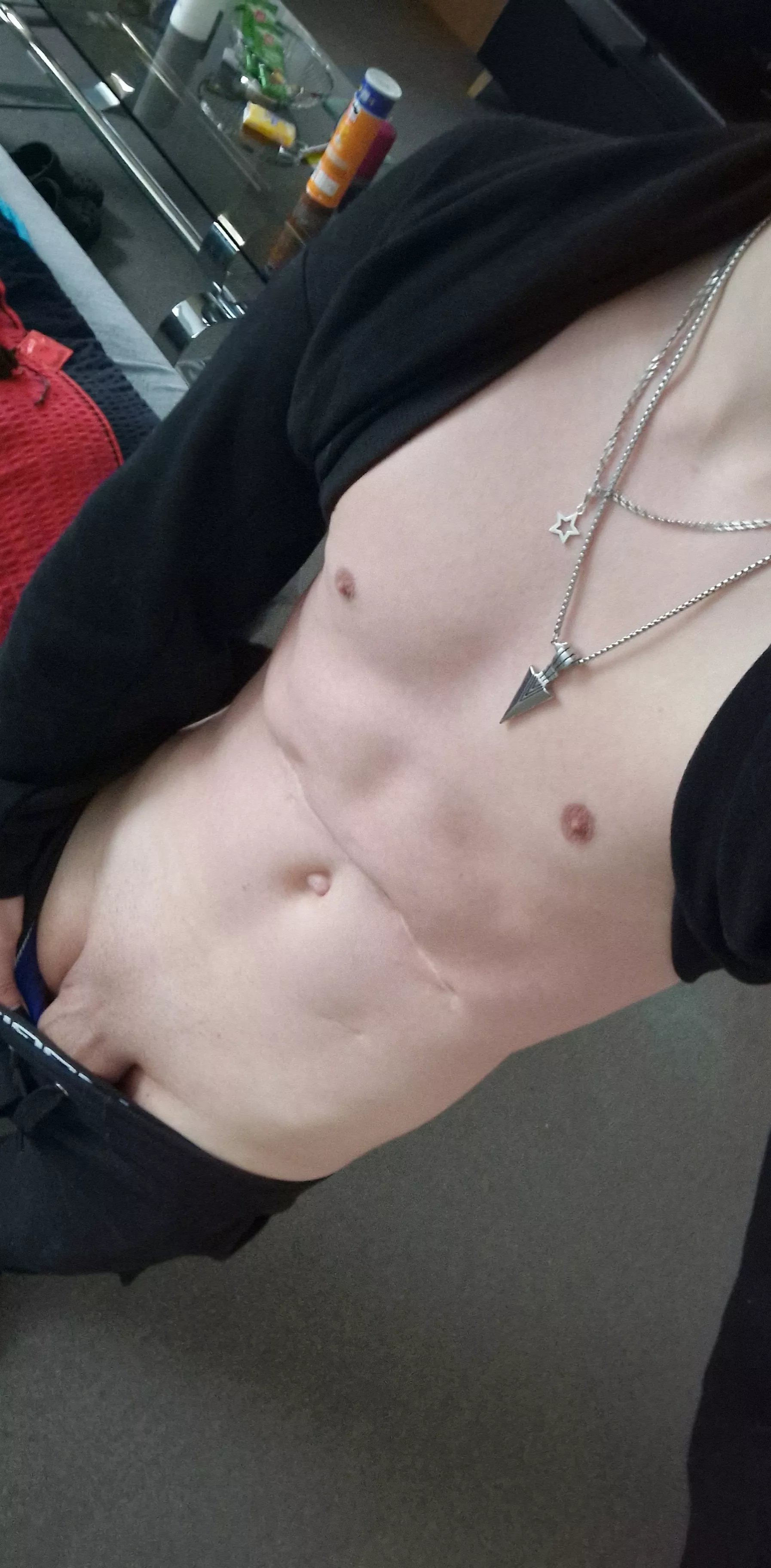 25, dm if slim n shaved