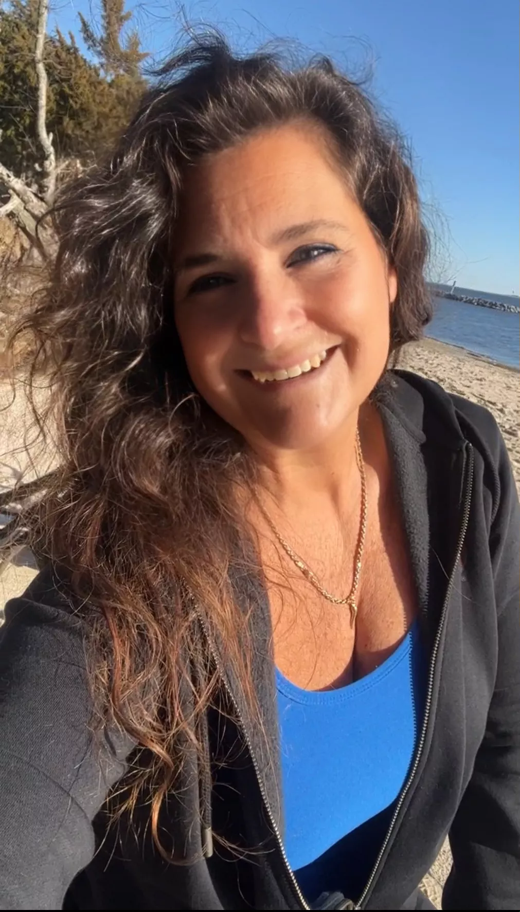 (52F) Hope everyone enjoyed the weekend...the warm, beautiful weather led me to the beach on January 1! Please see link in Comments to see more of me!