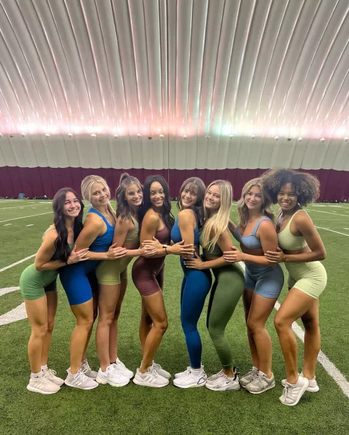 8 athletic girl, tough choice