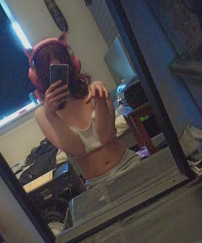 Ask me anything! (she/her, 18)