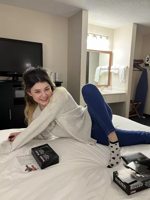 Being cheeky/somewhat scary looking in a cheap hotel 😆 (F)