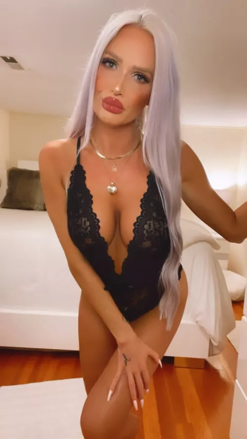 Can a girl like me make you hard?