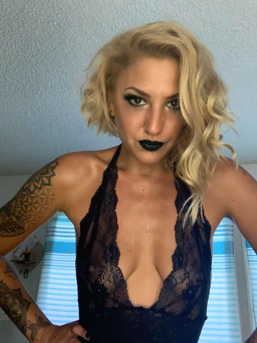 Do you like black lipstick?