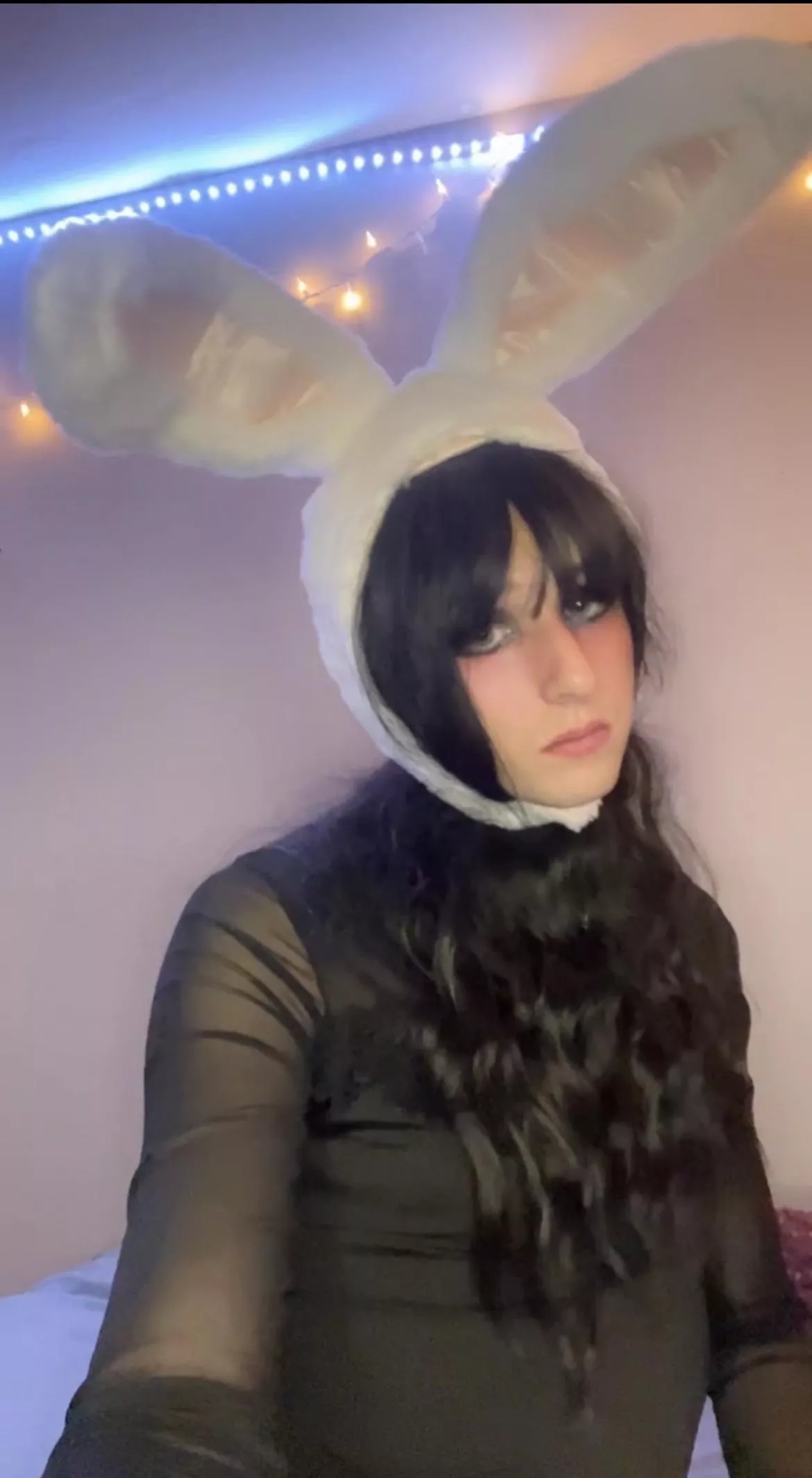 haiiiiii ^__^ low self esteem as always prob will get scared and delete later