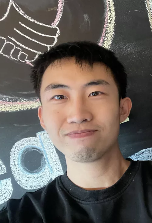 Happy new year everyone🎊! Wish me some luck of dating in the new year🥺.