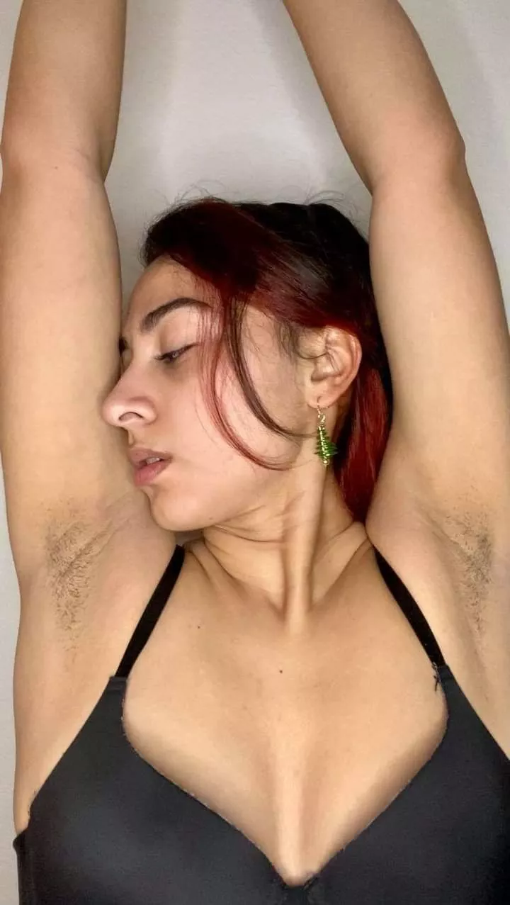 He's Slaping On My Butt While I Invite To Lick My Stubble