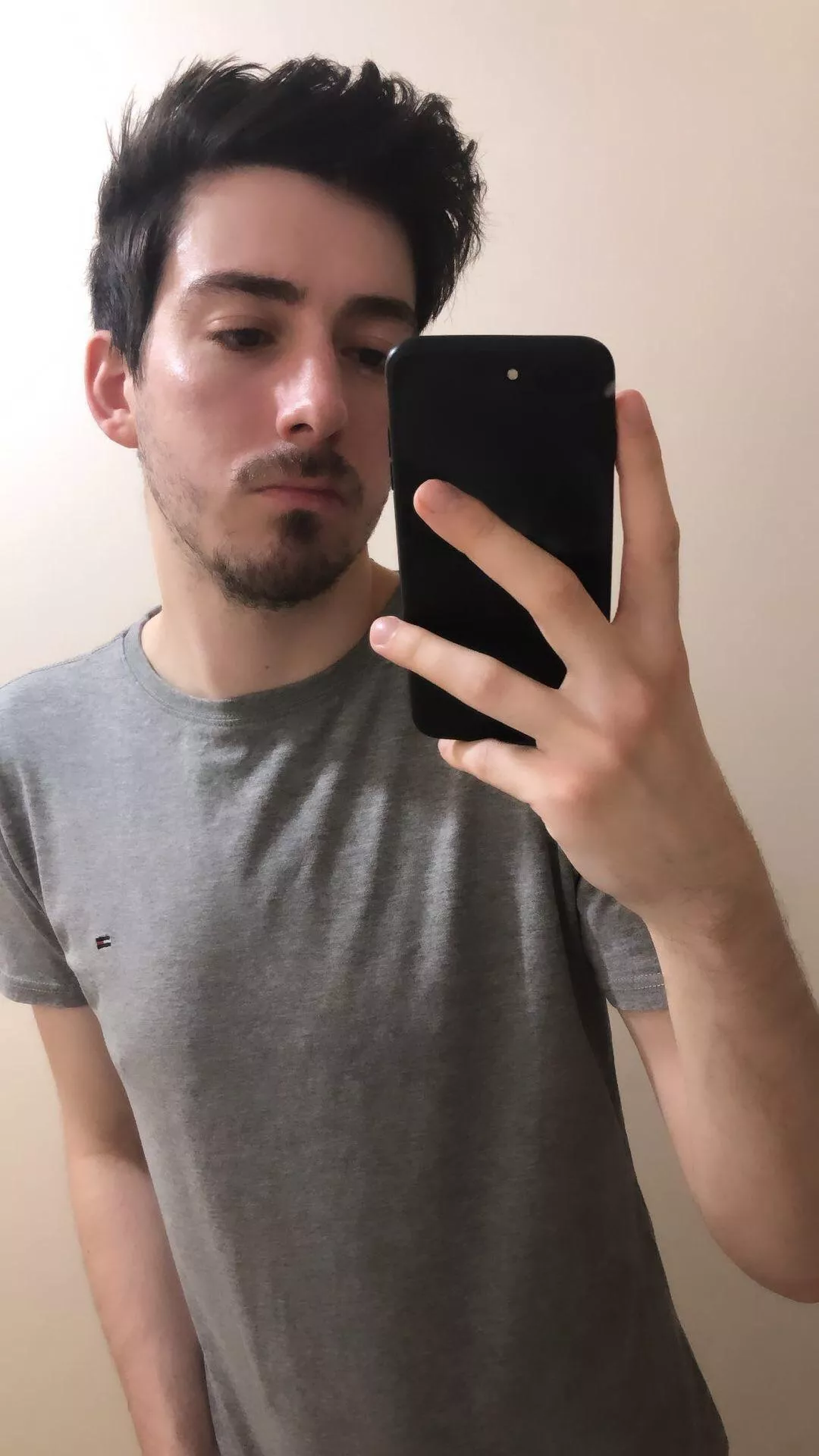 I didn’t get a kiss at midnight 😔