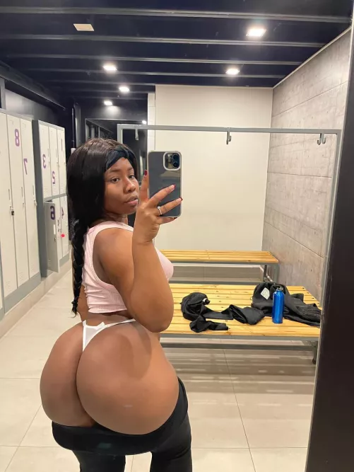 I give away this dirty pantyhose