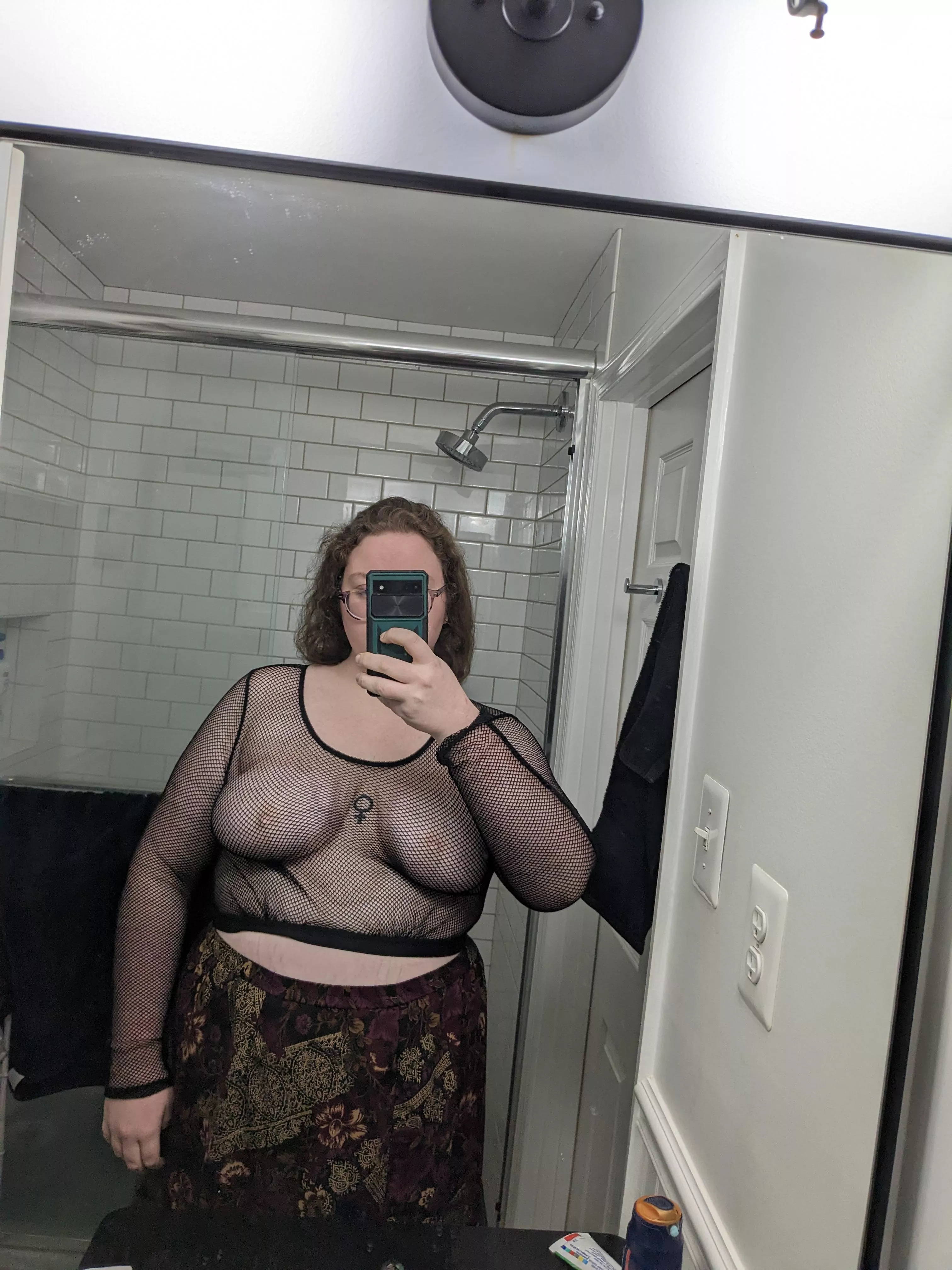 I wanna whisper that filthy shit in your ear