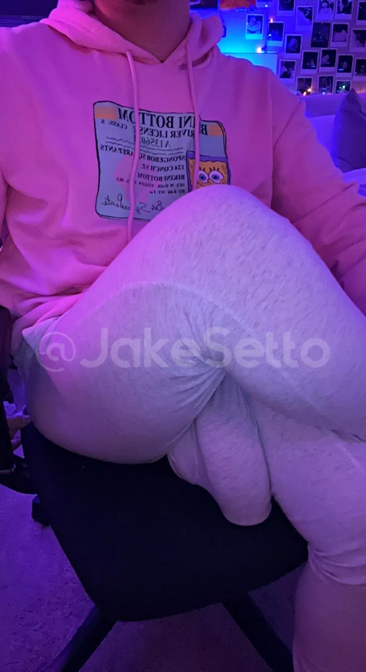 It’s so heavy, can someone come hold it?