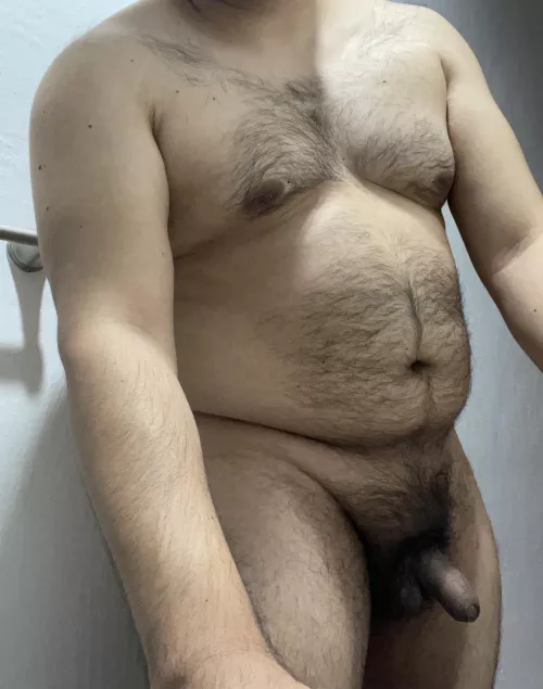 Latino bear who loves chasers