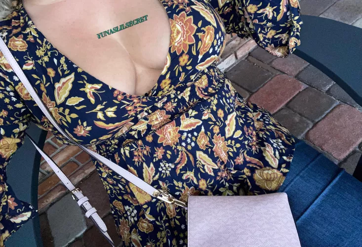 Love this top it’s so cute ! [F]