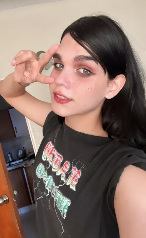 maybe im not fem enough to be here :(