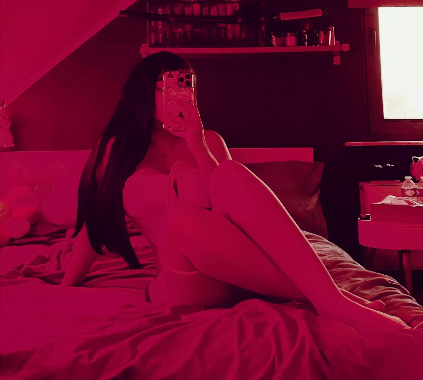 My body wants to feel your lips, Let’s celebrate together !!