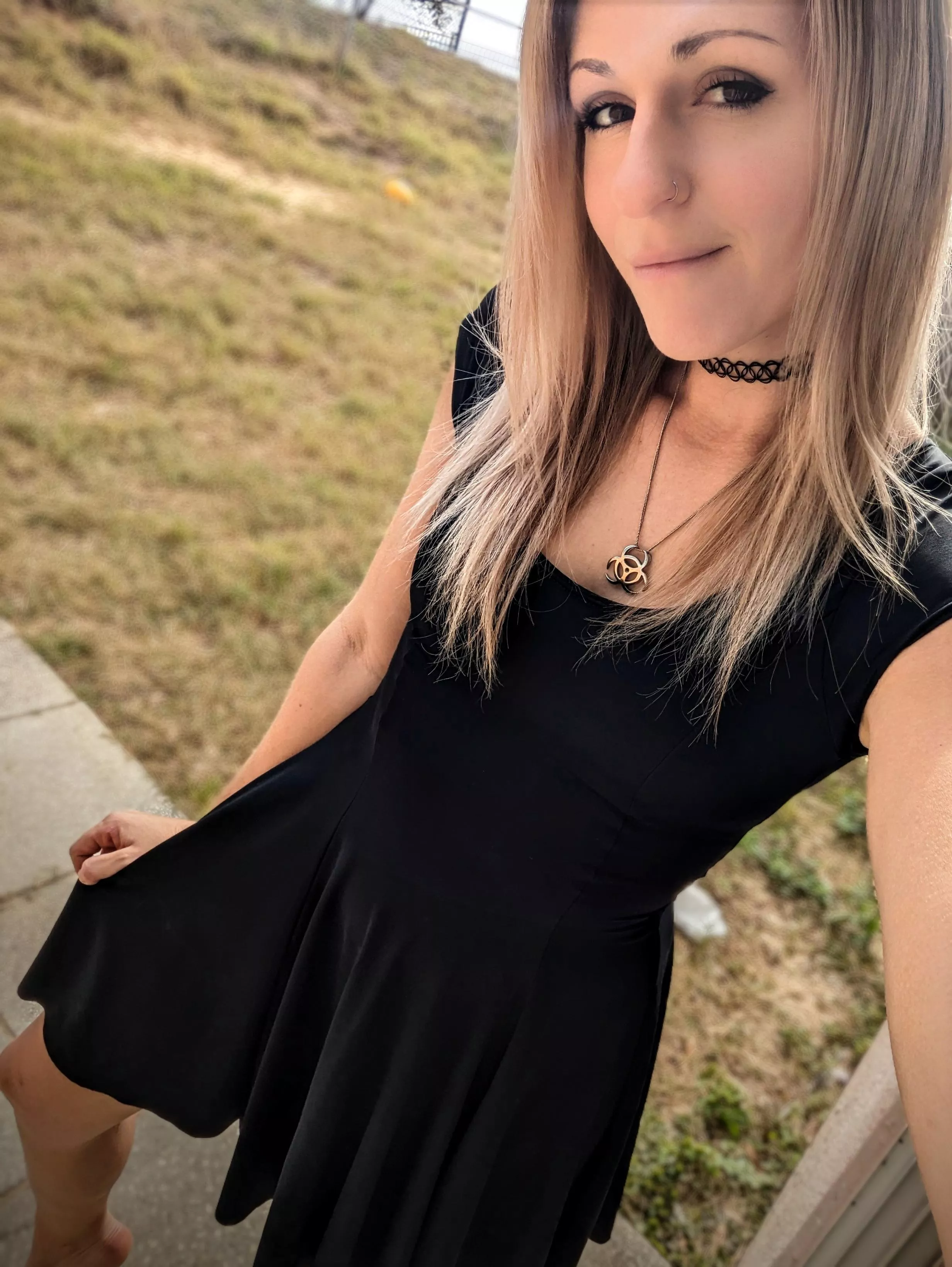 on the rare occasion I wear a dress, it's always black 🖤 [F32]