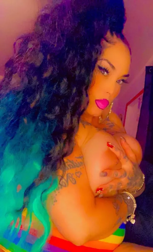 Puerto Rican GILF with that fire 🔥 l