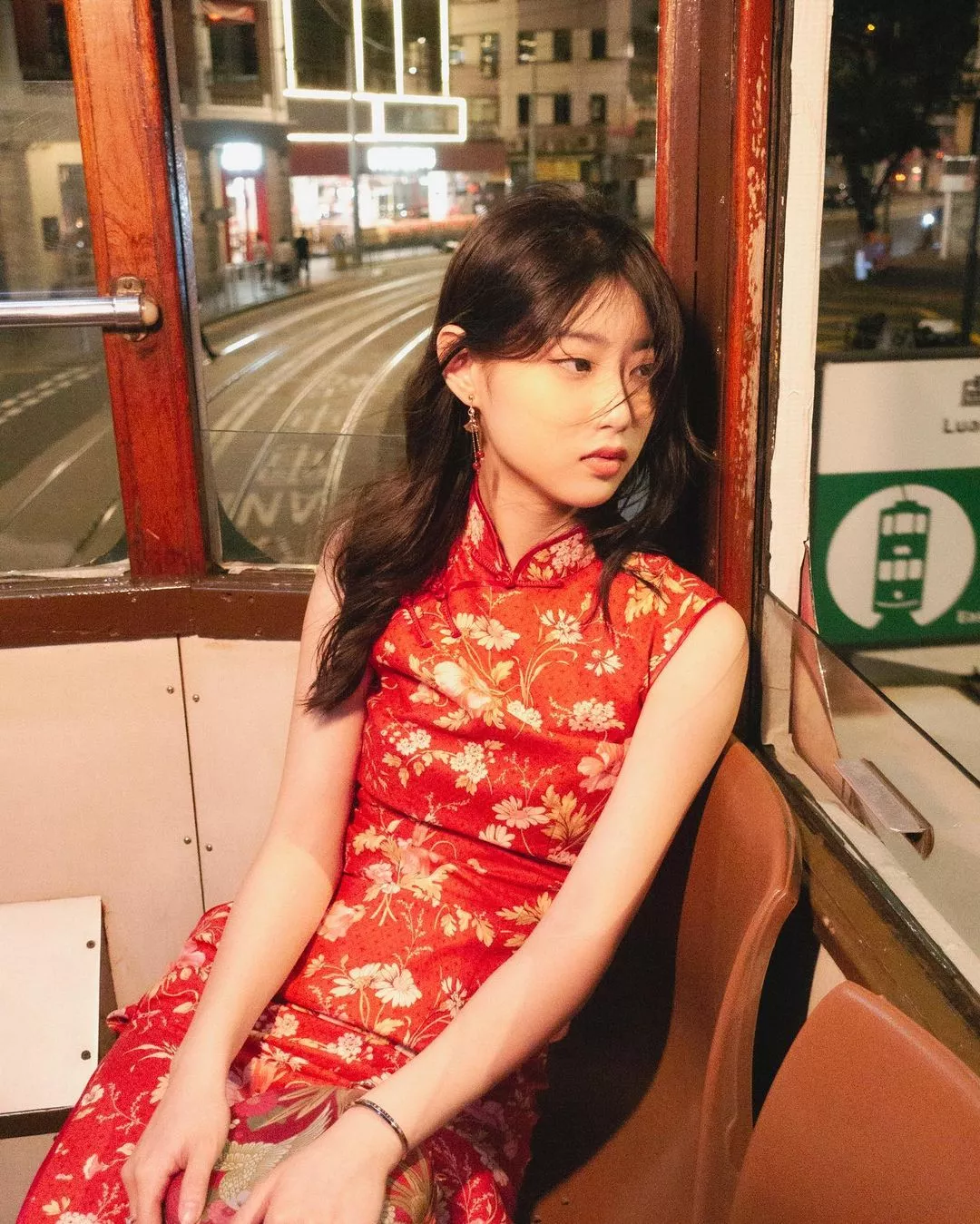 Qipao girl