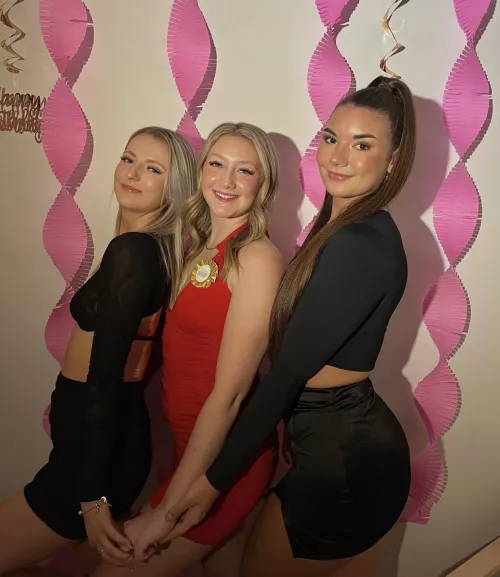 Sexy Trio!