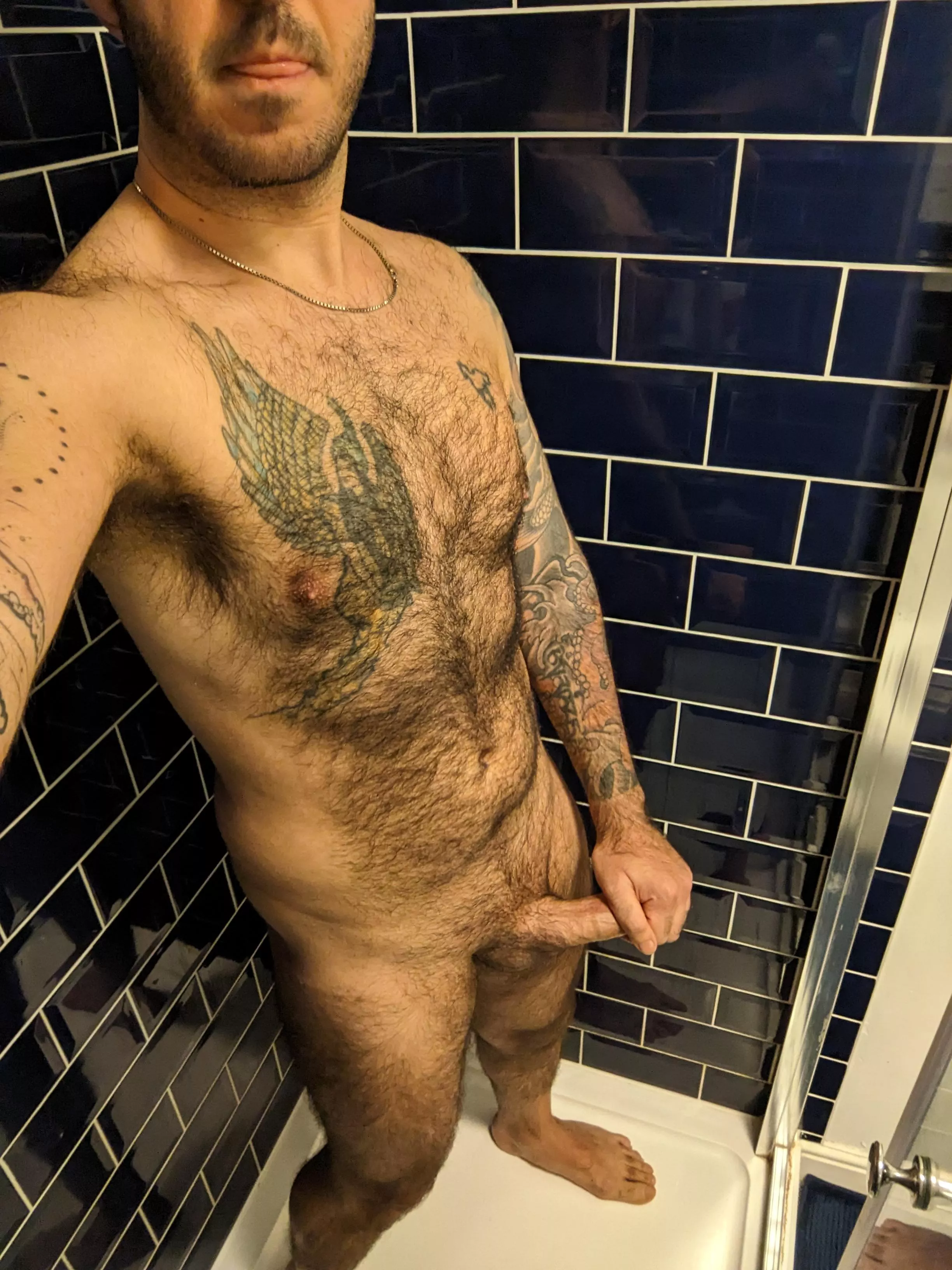 Should I take my hand off? 👀