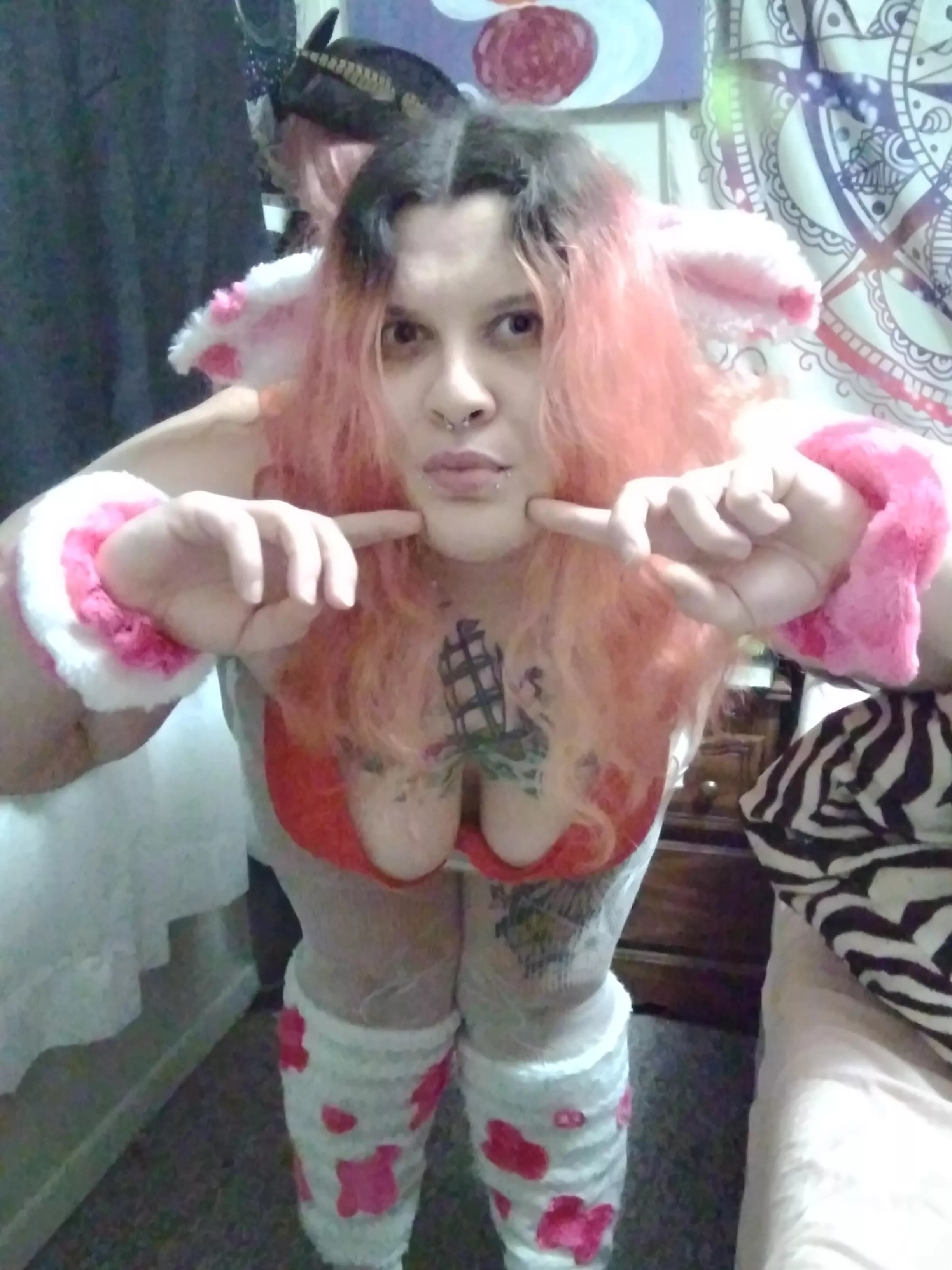 strawberry milk hucow