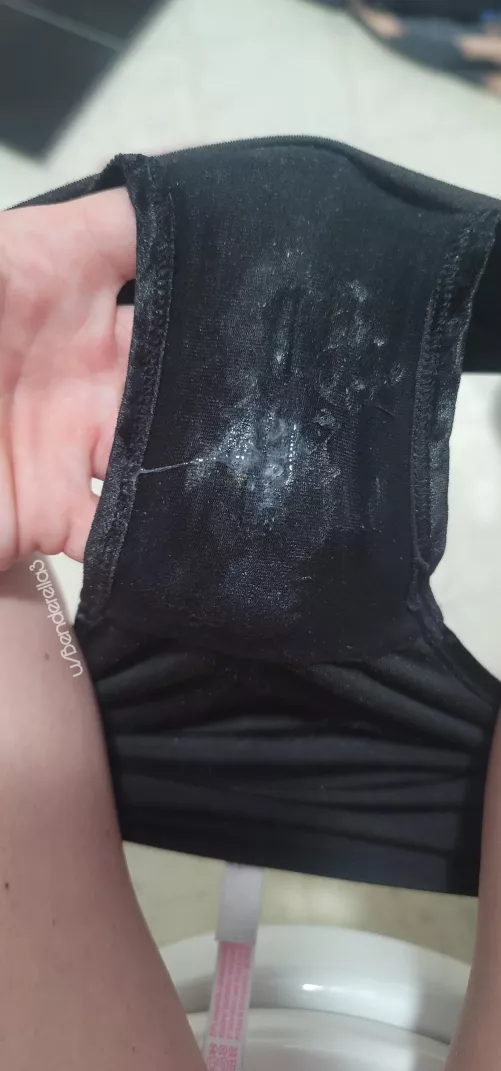 Sweaty & Creamy 🖤