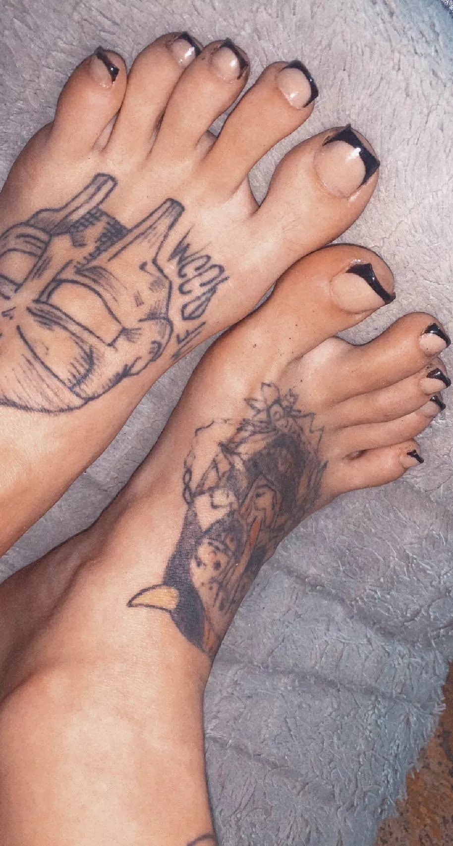 Tatted Feet