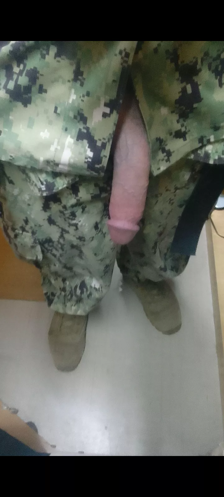 There's 2 things i don't fuck with. Snakes and condoms.