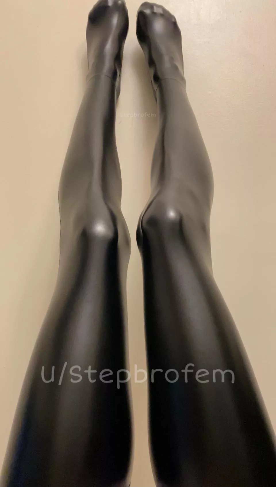 Thigh highs are always a turn on but these make me go crazy 😜