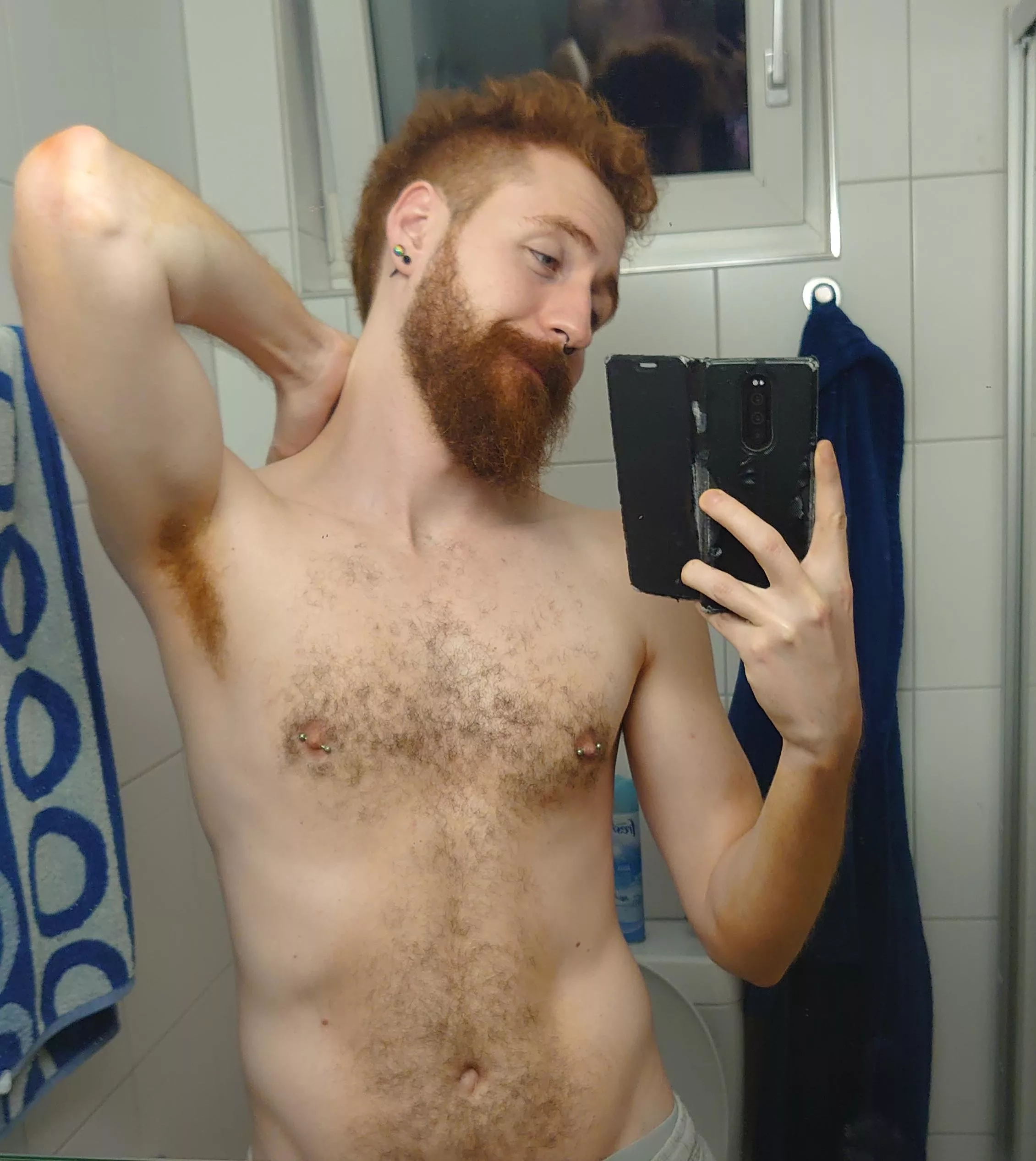 tried something stupid and semi successfully colour my body hair