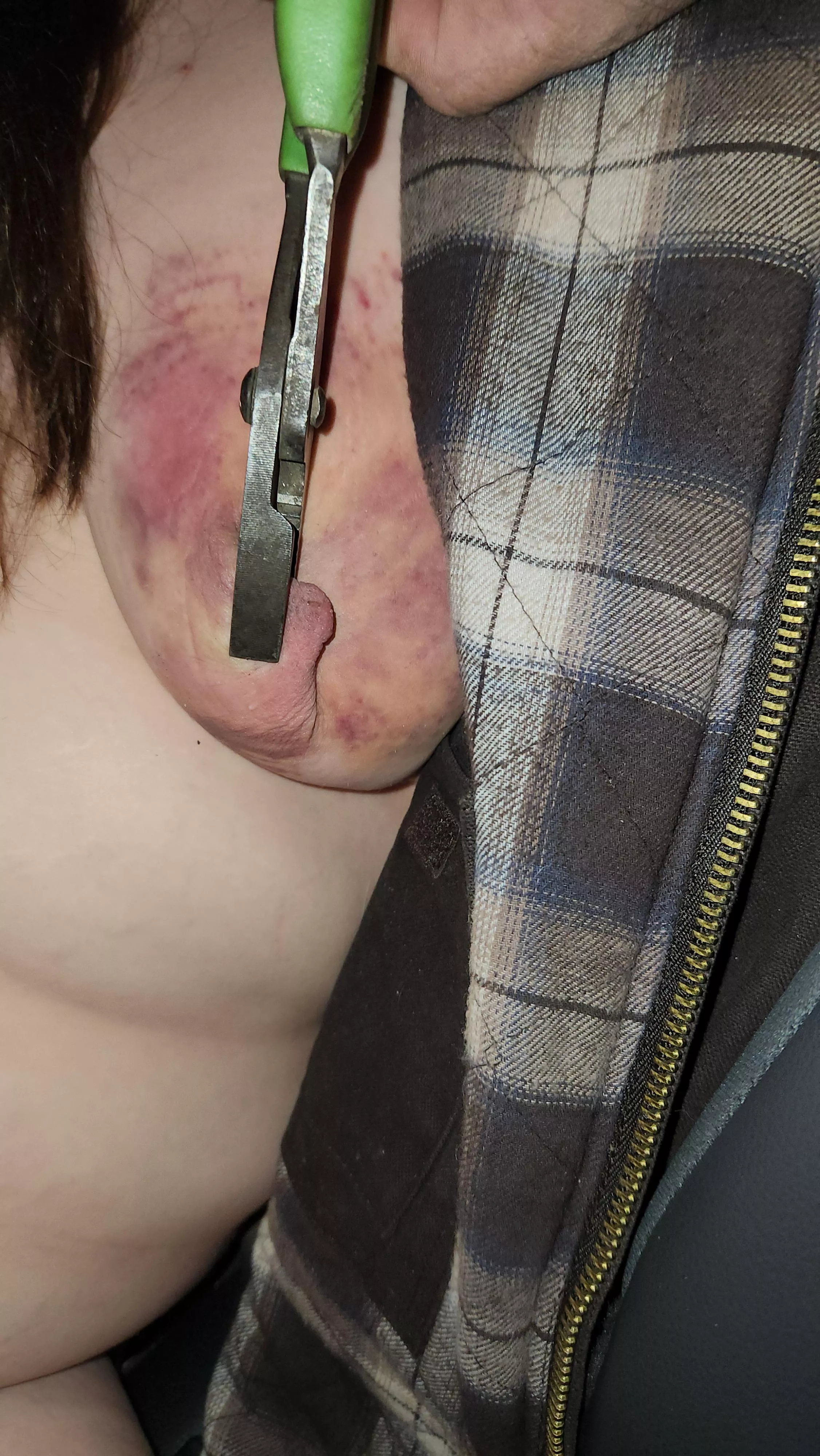 Using my pliers on my wholesale tits while out on a drive!!!!