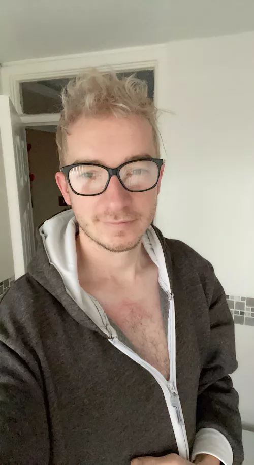 Well the new year hangover is finally over 😄 happy new year guys 🎉