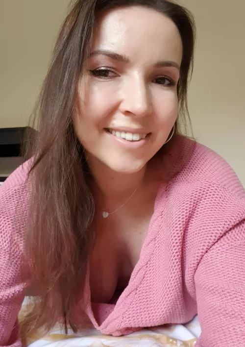 What better way to start the new year than with downblouse 😏