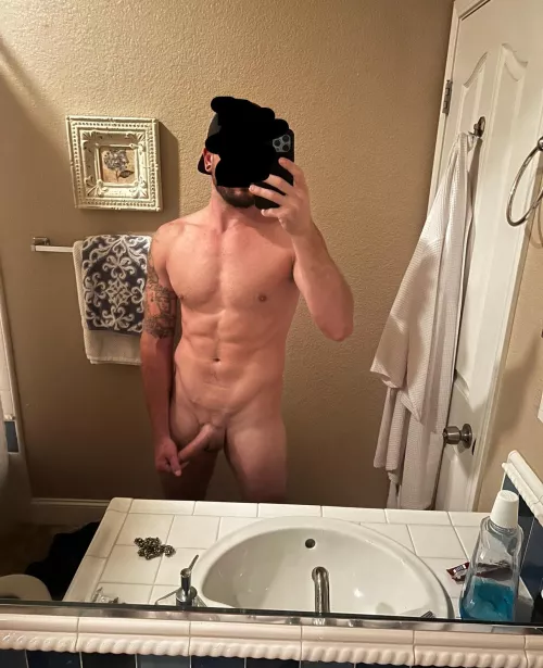 What do you think? Should we fuck eachother to start the new year ?