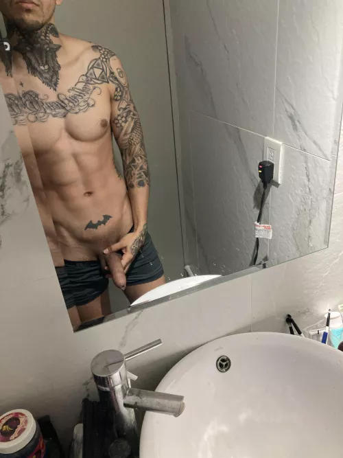 Who else stretches it in the mornings?