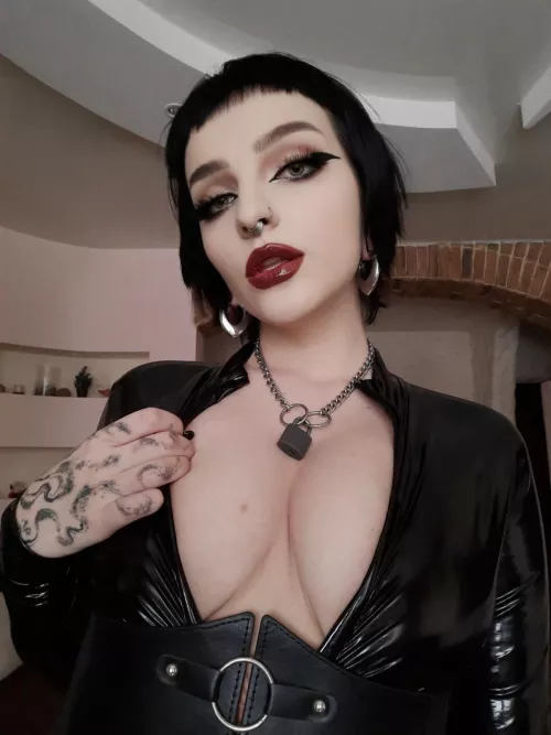 who wants to open my catsuit?