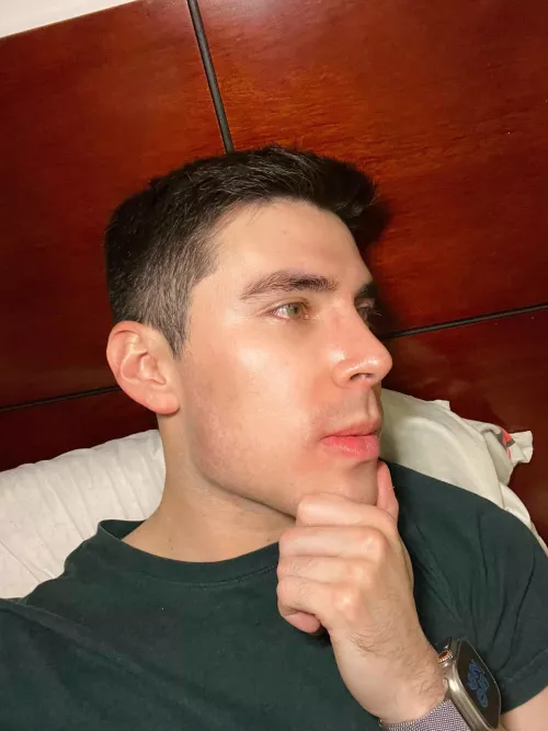 Would you date a Colombian guy?